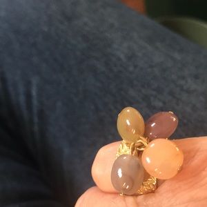 NWOT SARAH COVENTRY GOLD BAND RING W 3-4 STONES